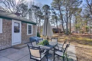 Less Than 1 Mi to Craigville Beach Home with Patio and BBQ - Centerville