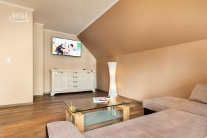 Suite TYR - Odins Blick Wohnung 5 - großer Balkon, Privatstrand, Sauna