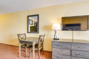 Pools and Spas Beachfront Studio at Landmark Resort