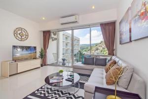 Chic Condo by RESAVA