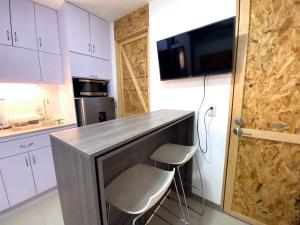 Estudios by Flor y tierra