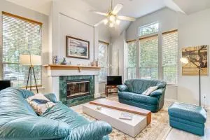 Hot Tub, Fire Pit Retreat in The Woodlands! - Те-Вудлендс