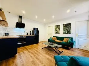 Les Logis d'Esmeralda-Des appartements au charme intemporel - 吉尔维斯