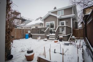 DOWNTOWN KINGBED 4Br FIREPLACE BIKELANE