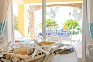 Baia Verde - Seaside Peaceful Luxury Villa with Garden in Sardinia - 300 mt beach&sea - relax, privacy & full comfort