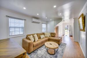 Half-Mi to Ocean View Beach Park Modern Apartment