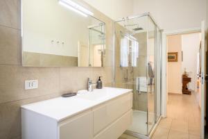 Lungarno - Fuori ZTL - Parcheggio comodo in zona