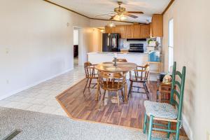 Fish On-Site Lake Murray Family Home