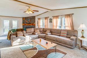 Fish On-Site Lake Murray Family Home