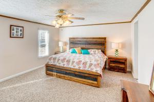 Fish On-Site Lake Murray Family Home