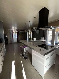 Villas Villa contemporaine avec piscine : photos des chambres