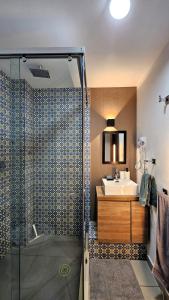 A15 Premium Suite BLACK Cocina Terraza Companies Work Teams 1-2 PAX