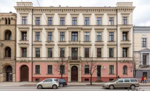 Centre, 2R apart,free parking,WIFI