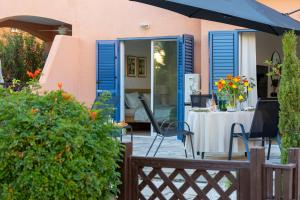 Limnaria Gardens Classic