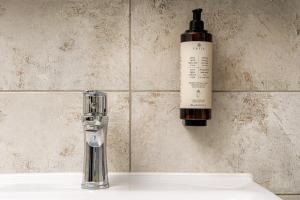 Charming Apartment - Swimming Center, Airport & Therme SPA