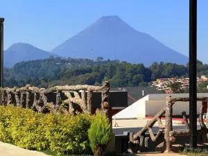 Escape the traffic without straying from adventure! - Santa Lucía Cotzumalguapa