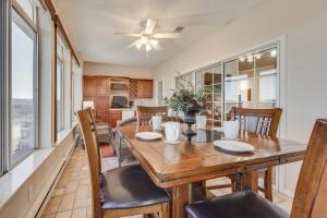 Walk to Branson Strip Inviting Condo!