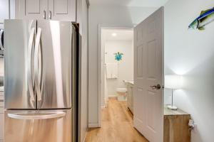 Walk to Beach Getaway with Fire Pit in St Augustine