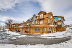 Spacious Yellowstone River Retreat with Trails! - Pray