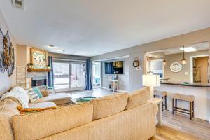 Boat Slip and Pools Lakefront Osage Beach Condo