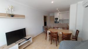 Empuriapparts Abrilmar Renovado