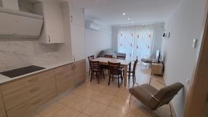 Empuriapparts Abrilmar Renovado