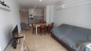 Empuriapparts Abrilmar Renovado