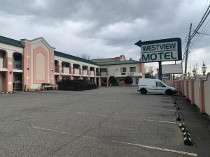 Double Room room in Westview Motel