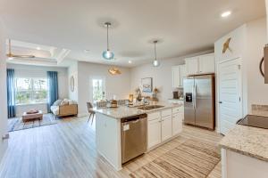 Walk to the Beach Stylish Home in Port St Joe!