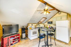 3 Mi to Hiking Cozy Mt Tremper Apt