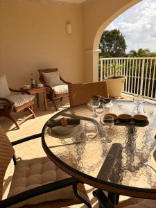 Royal Apartments 1 bedroom apartment sea views