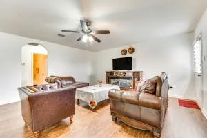 13 Mi to Lackland AFB San Antonio Home! - Castroville