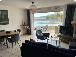 Appartements Blue**** Vue exceptionnelle sur le Rhone : photos des chambres