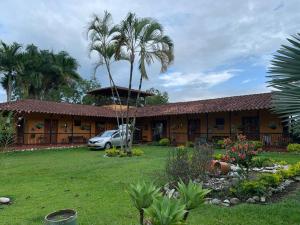 Finca chalet El Robledal