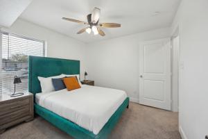 The Mirage 253 I Spacious 2 Bed 15 Bath - 4hvězdičkové hotely ve městě Arlington