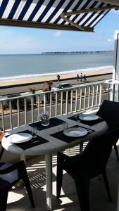 Appartements Residence Casa Del Mar - Location de Vacances - LA BAULE FACE MER MAE-0391 : photos des chambres