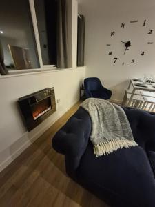 Sapphire Luxe- Basingstoke Sleeps 4 with Free Parking