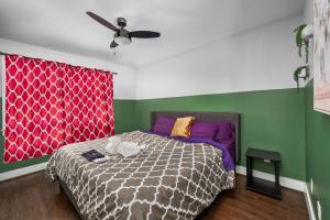 Modern Quirky Apartment Near Medical Center