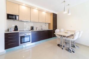 Medronheira - Apt 1A by HelloVacations