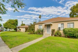 2 Mi to Griffith Park Chic Home with Private Patio