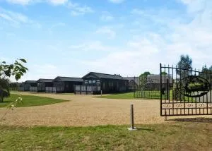 King Richards Country Lodges - 布劳顿阿斯特利