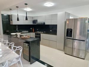 Casa Mafaba - Linda casa en el Condominio EL Peñon - 6 Hab