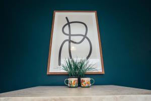 Cosy 1BR Apt, Self Check In, Parking, By DerBnB