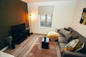 1BR City Centre Apt, Self Check In, Wifi, By DerBnB