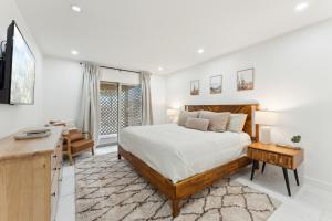 Stunning Remodeled 2br Retreat In Northscottsdale