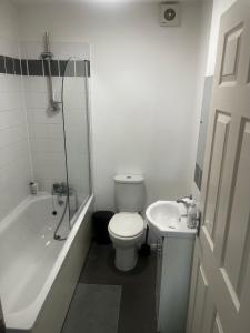 Cozy 2BR Flat , 5 minutes from Sydenham train station