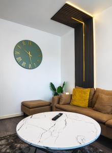 The Shropshire - Sleeps 8 - Coventry, Groups, 100GB WiFi, Luxury, Parking