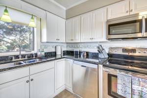 Boat and Fish Waterfront Gem on Pasquotank River!