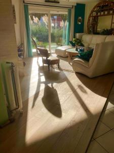 Family home, green surroundings, 10 min from Brussels