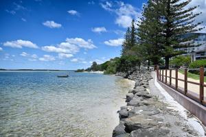 Its Five OClock Somewhere